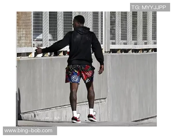 检方本可让罗齐尔自首却选择游街羞辱球员引发争议