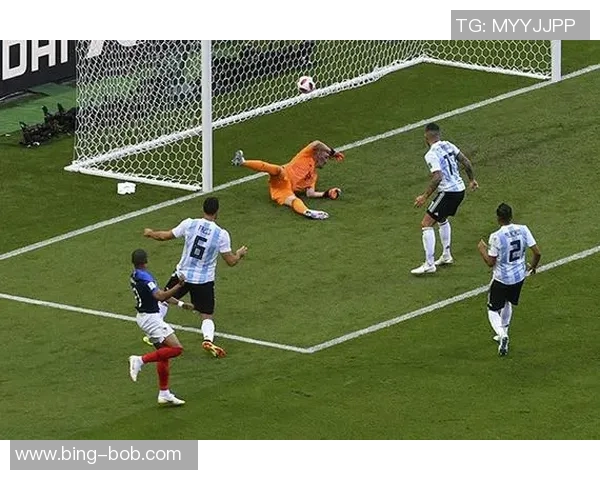 张佳玮分析雷霆队战术SGA表现堪比队史传奇球员