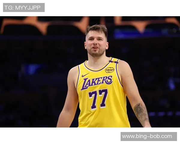 东契奇湖人生涯仅39场便追平浓眉10次砍下35分5篮板5助攻的壮举