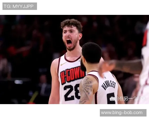 媒体人点评：申京表现不佳杜兰特需自省强强对话缺乏声音难以取胜